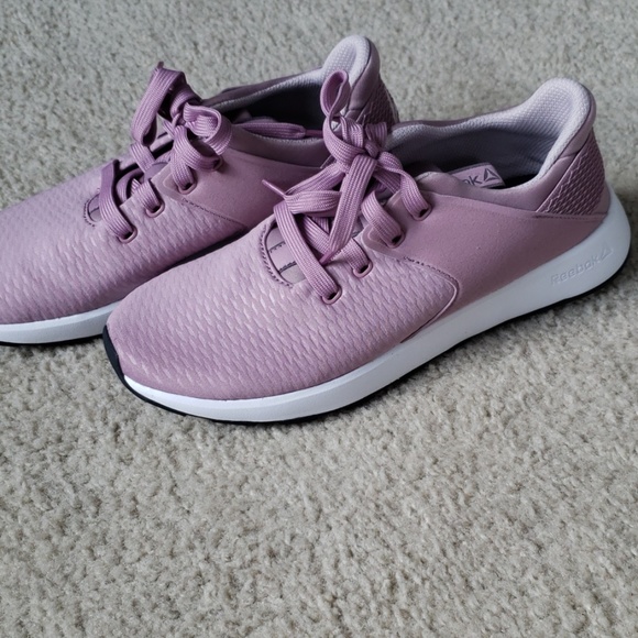 Reebok Shoes - Reebok ever road dmx